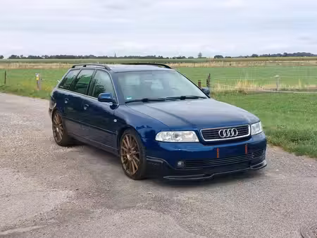 Audi A4 V6 2.8