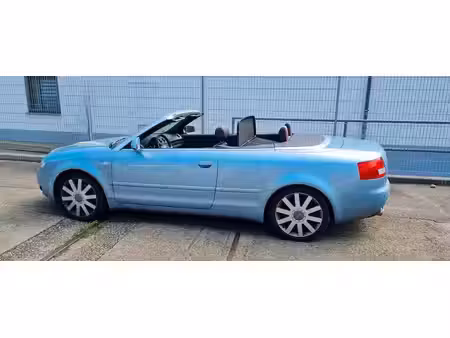 Audi A4 V6 3.0 220