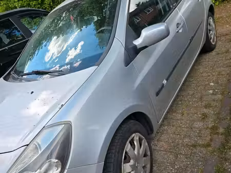 Renault Clio 1.6 110