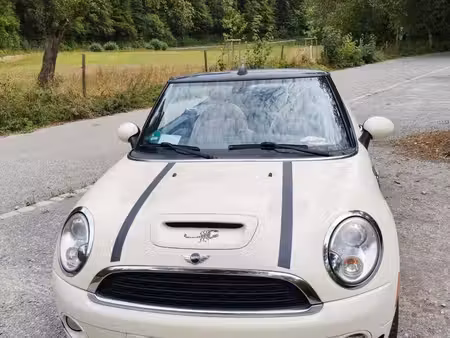 Mini Cabrio John Cooper Works 1.6 211