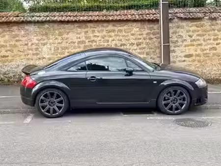 Audi TT V6 3.2 250 quattro