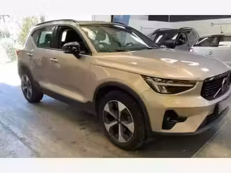 Volvo XC40 B3 2.0 163