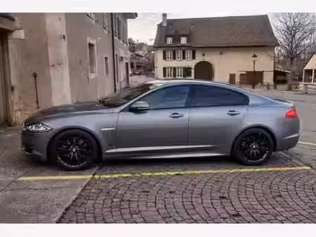 Jaguar XF 2.2 190 Luxe