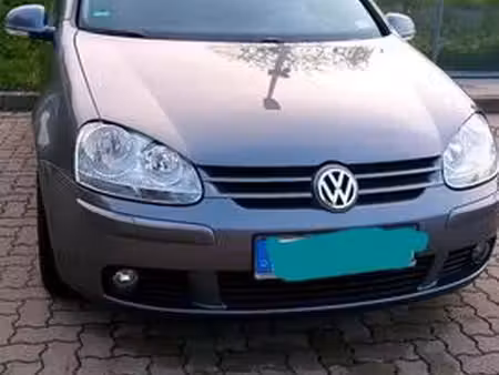 Volkswagen Golf 1.6 102
