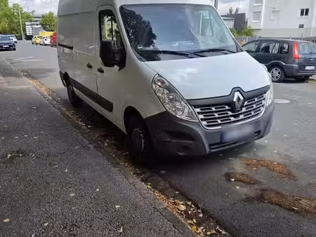 Renault Master 2.3 dCi 125