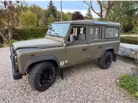 Land Rover Defender 2.5 122