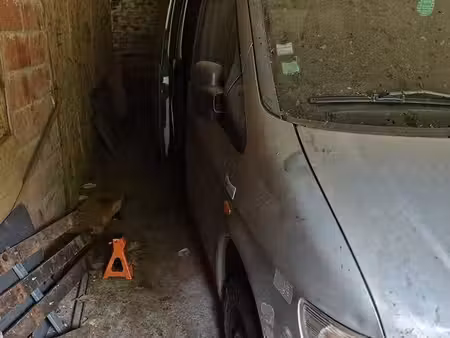 Mercedes-Benz Vito 110 2.2 102