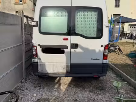 Renault Master 2.5 dCi 150