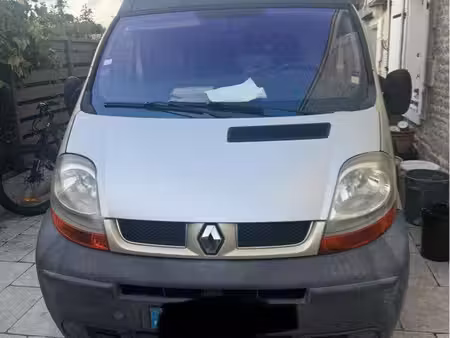 Renault Trafic 2.5 dCi 140