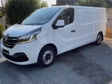 Renault Trafic dCi 145