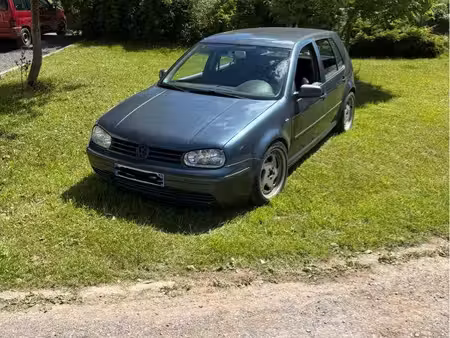 Volkswagen Golf 1.9 TDI 90