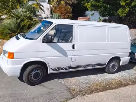 Volkswagen Transporter T4 Long 2.5 TDI 88