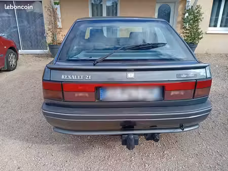 Renault R21 2.1