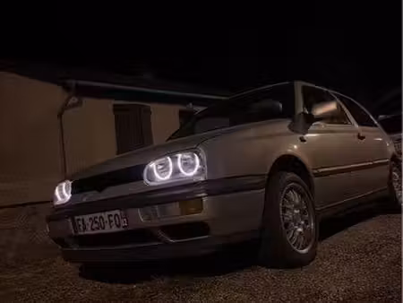 Volkswagen Golf GTI 2.0 115