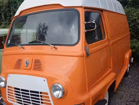 Renault Estafette 