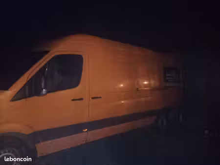 Mercedes-Benz Sprinter 