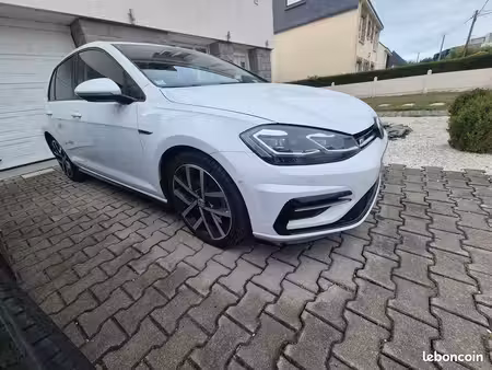 Volkswagen Golf TSI 150