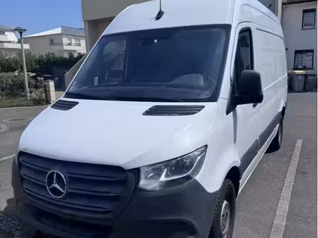 Mercedes-Benz Sprinter 2.1 143