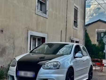 Volkswagen Golf 1.9 TDI 105