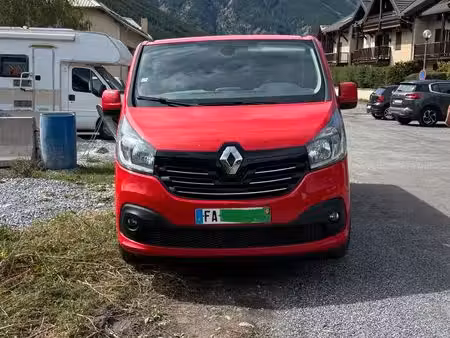 Renault Trafic dCi 145