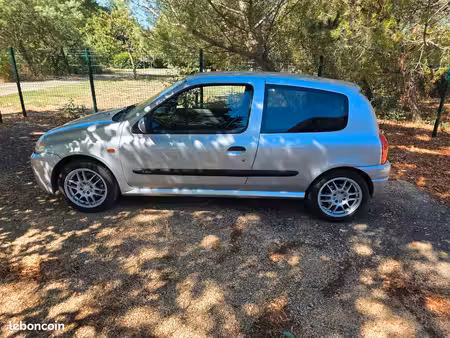 Renault Clio RS 2.0 172