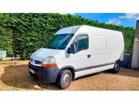 Renault Master 2.5 dCi 100