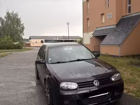 Volkswagen Golf R32 1.9 TDI 105