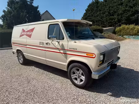 Ford Econoline 