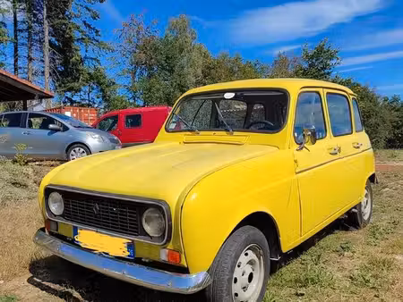 Renault R4 4L