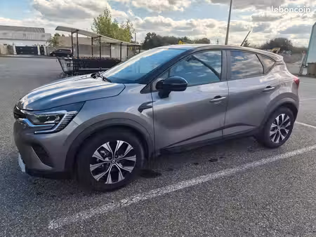 Renault Captur E-Tech 1.6 145 Evolution
