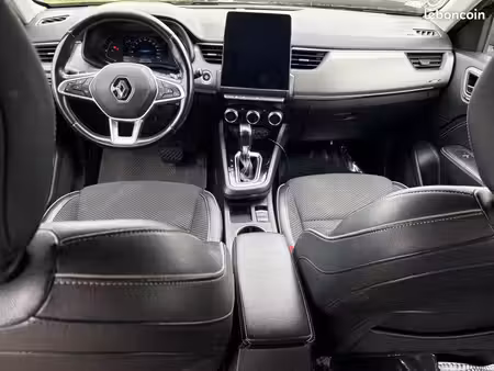 Renault Arkana E-Tech 1.3 TCe 140 Intens