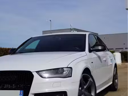 Audi A4 2.0 TFSI 211 S line