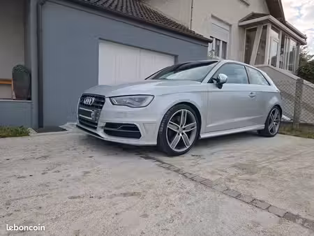 Audi A3 S3 2.0 TFSI 300 quattro