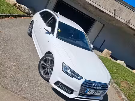 Audi A4 2.0 TDI 150 S line