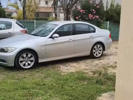 BMW Série 3 330d 3.0 231
