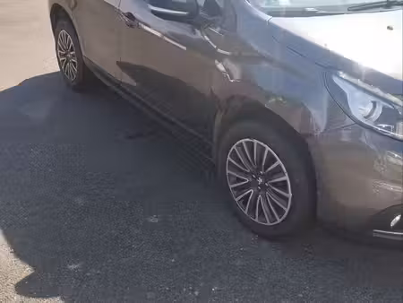 Peugeot 2008 1.2 VTi 82