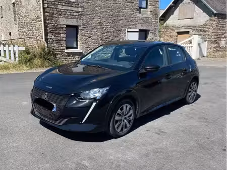 Peugeot 208 136