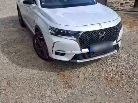 DS 7 