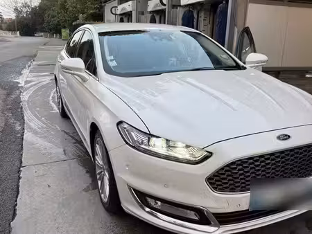 Ford Mondeo 2.0 TDCi 140 Vignale