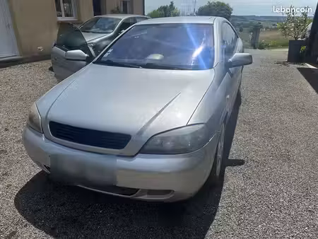 Opel Astra 2.0 T 192