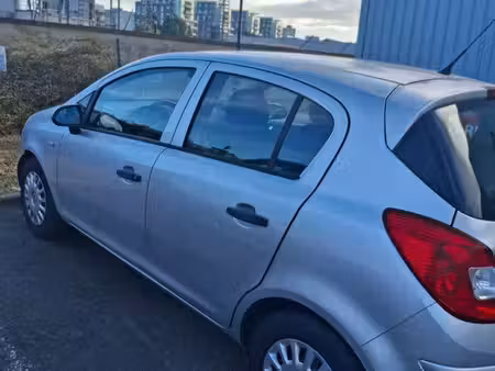 Opel Corsa 1.2 80