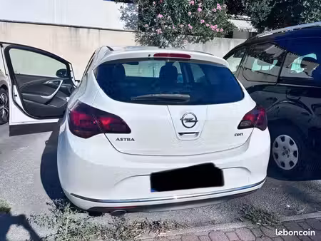 Opel Astra 2.0 CDTI 165