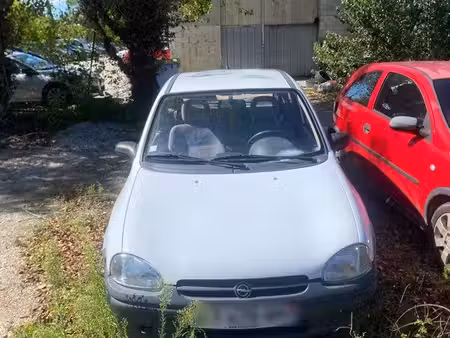Opel Corsa 1.2 45