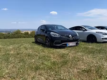 Renault Clio RS Trophy 1.6 TCe T 220