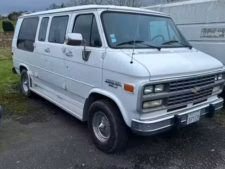 Chevrolet Chevy Van 