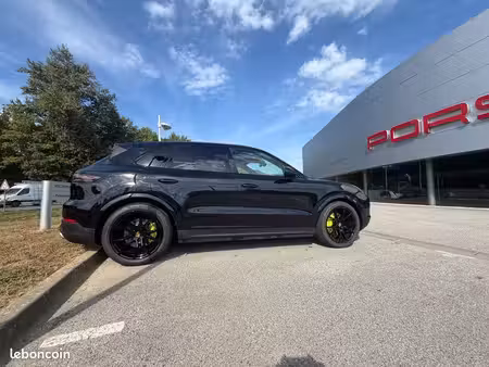 Porsche Cayenne V6 3.0 462 4x4