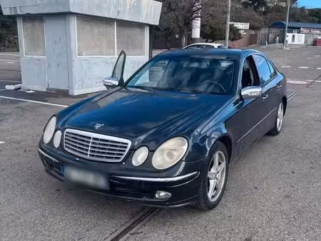 Mercedes-Benz Classe E E 220 2.1 150