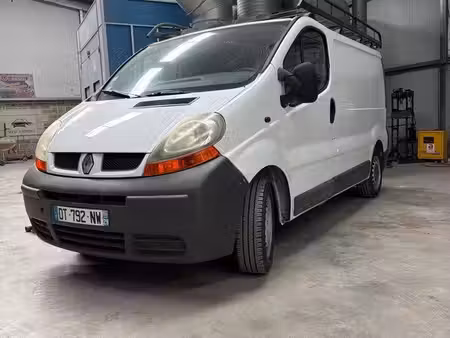 Renault Trafic 1.9 dCi 82