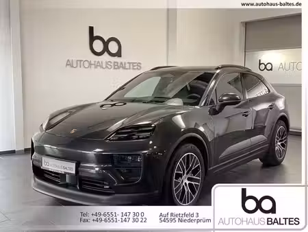 Porsche Macan 360