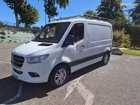 Mercedes-Benz Sprinter 211 2.1 114